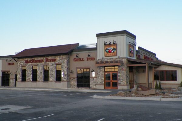 2014 MacKenzie River Grill & Pub Kalispell 2 - Priv Ret &
