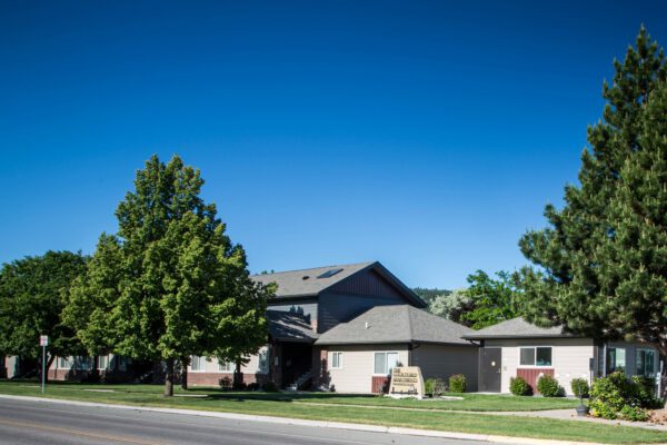 CAPNM-Courtyard-Apartments---Kalispell3
