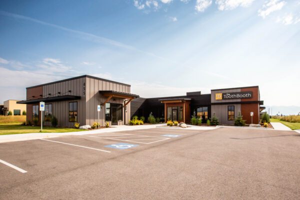 The-ToothBooth-Dental-&-ProfessionalCenter---Kalispell4